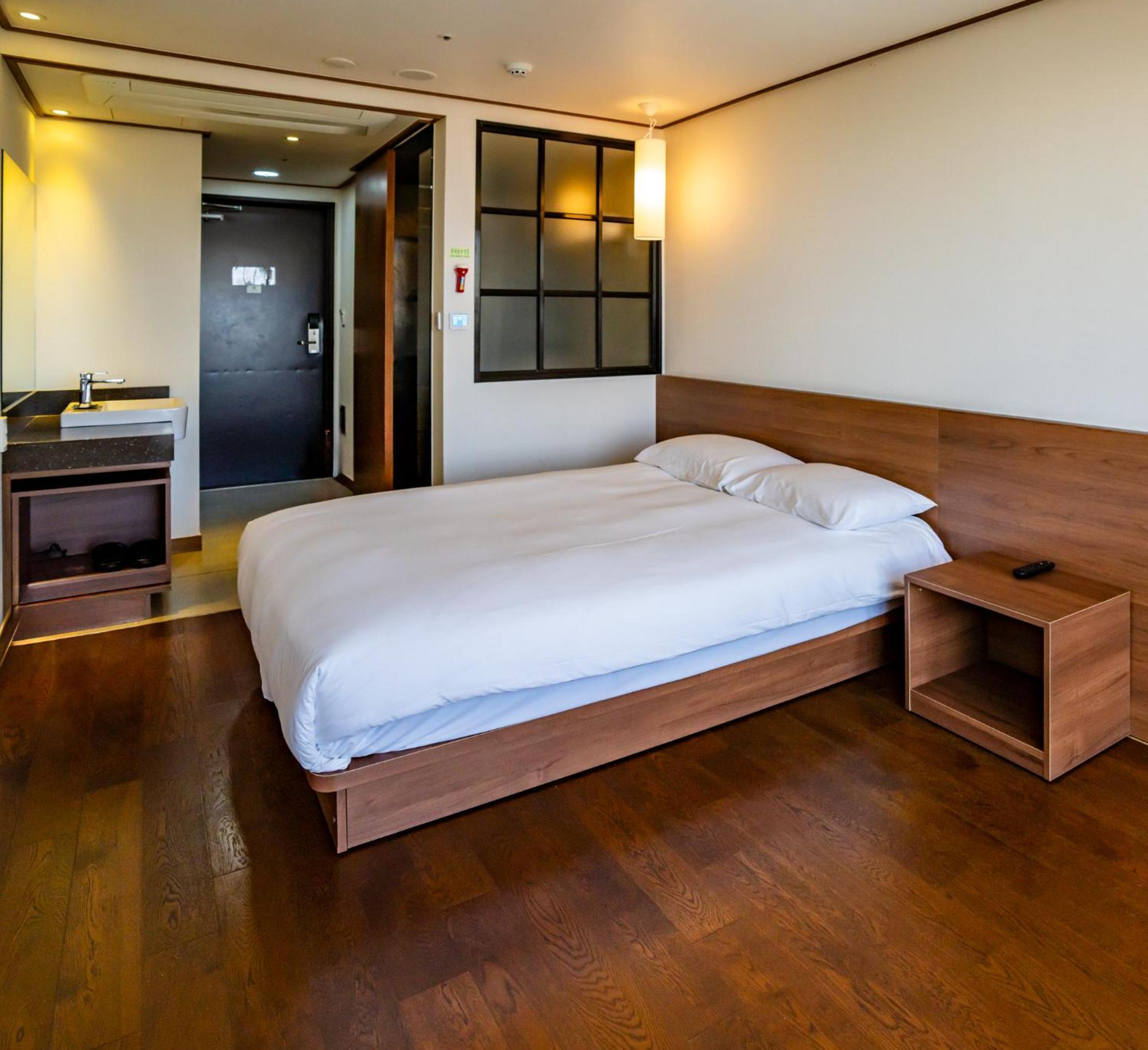 Tamara Jeju Hotel Seogwipo Exterior photo